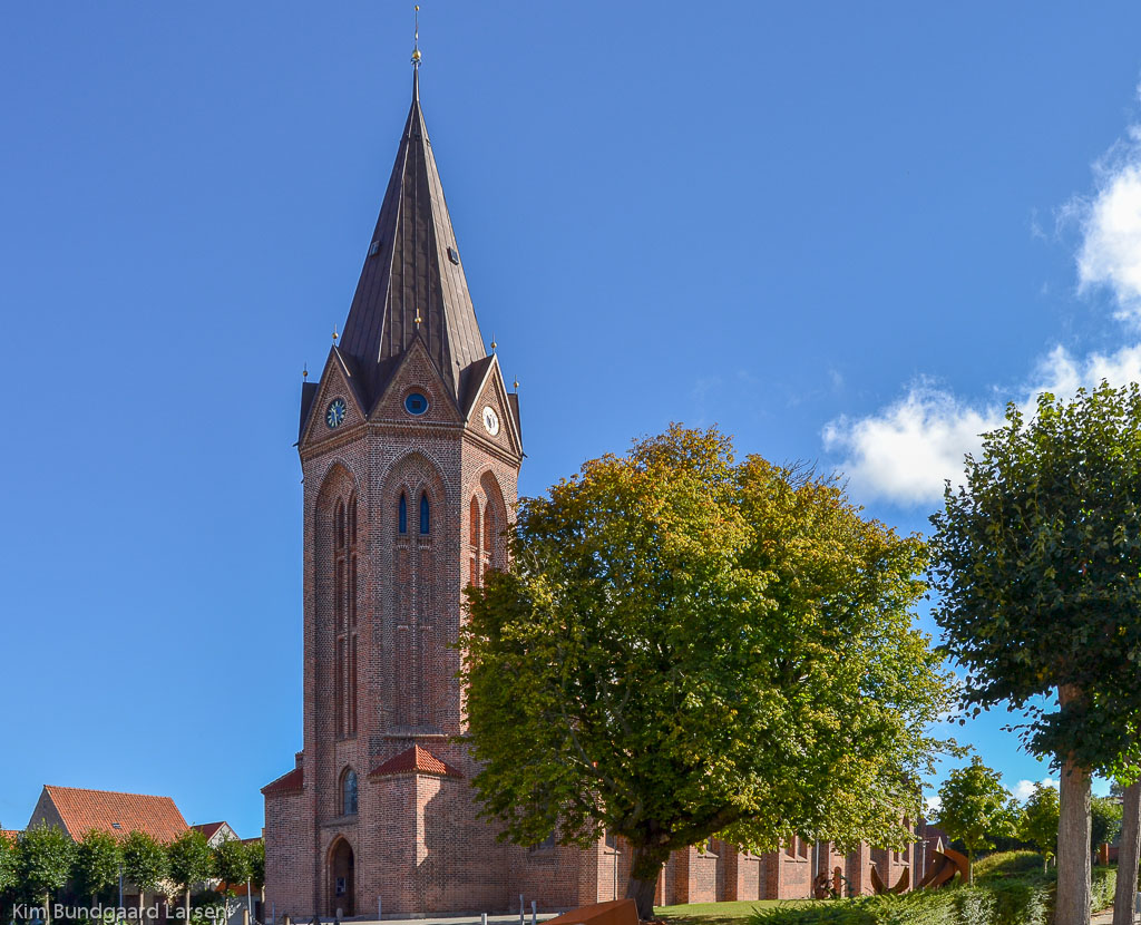 Vor Frue Kirke i Assens foto 1