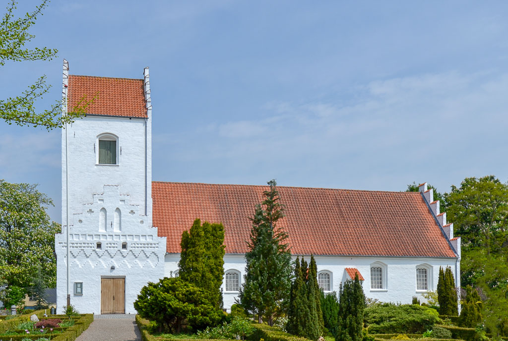 Marslev Kirke foto 1