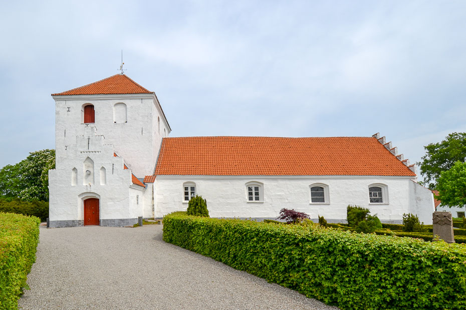 Munkebo Kirke 1