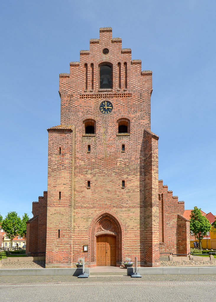 Sankt Laurentii Kirke foto 2