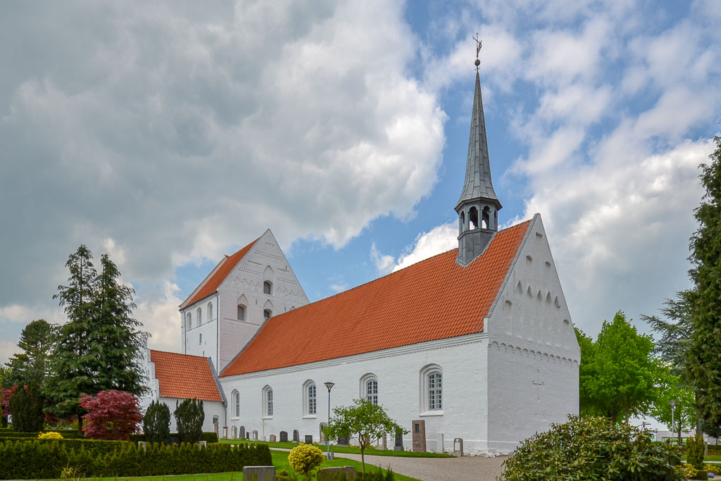 Vissenbjerg Kirke foto 3