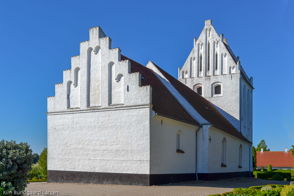 Nørre Aaby Kirke foto 1